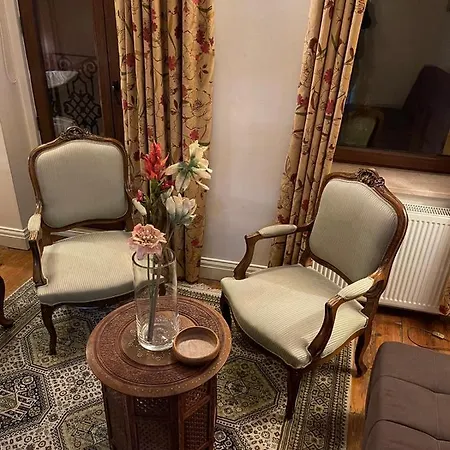 Dila Suits * Istambul